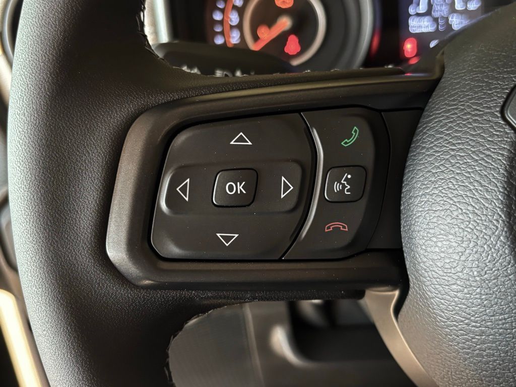 2025 Jeep Gladiator Sport S photo 18