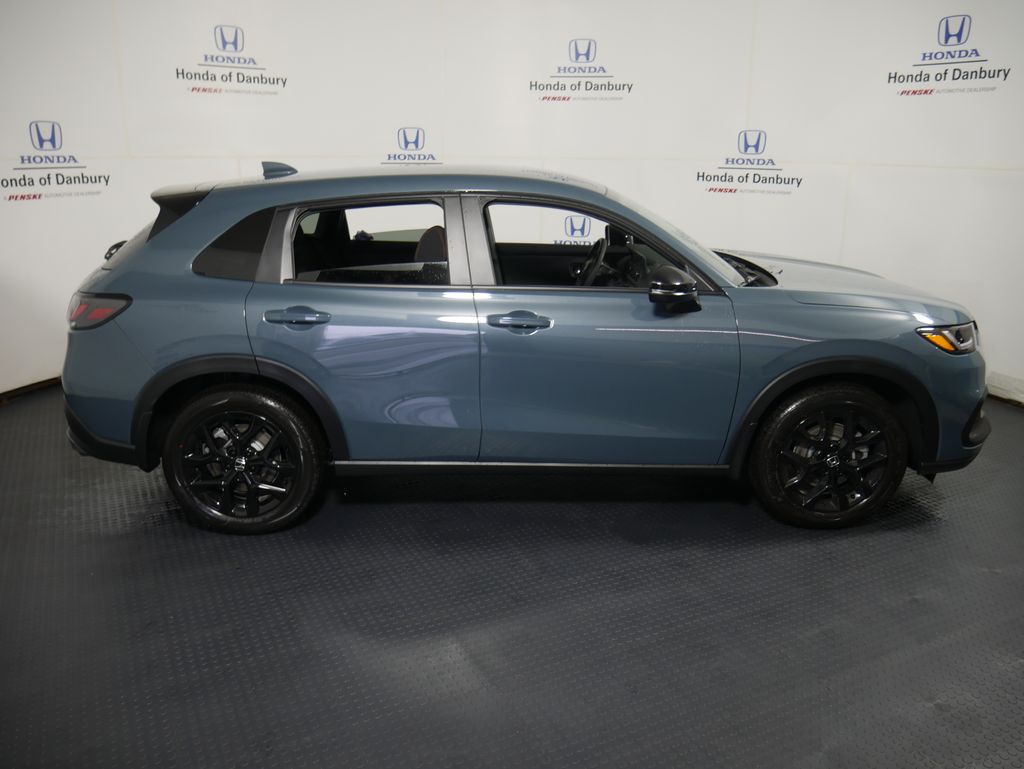 2026 Honda HR-V Sport photo 3