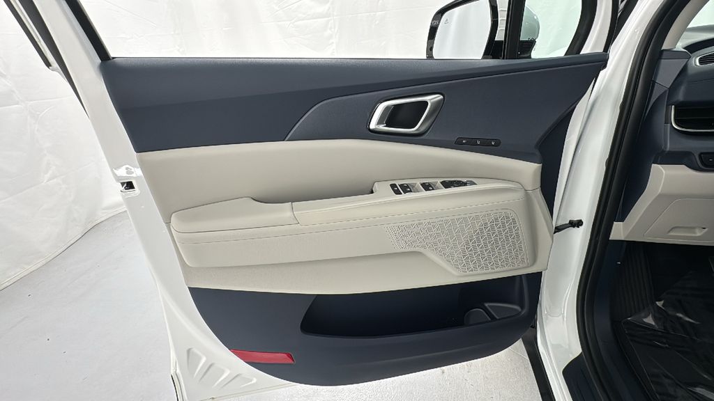 2026 Kia Carnival EX photo 21