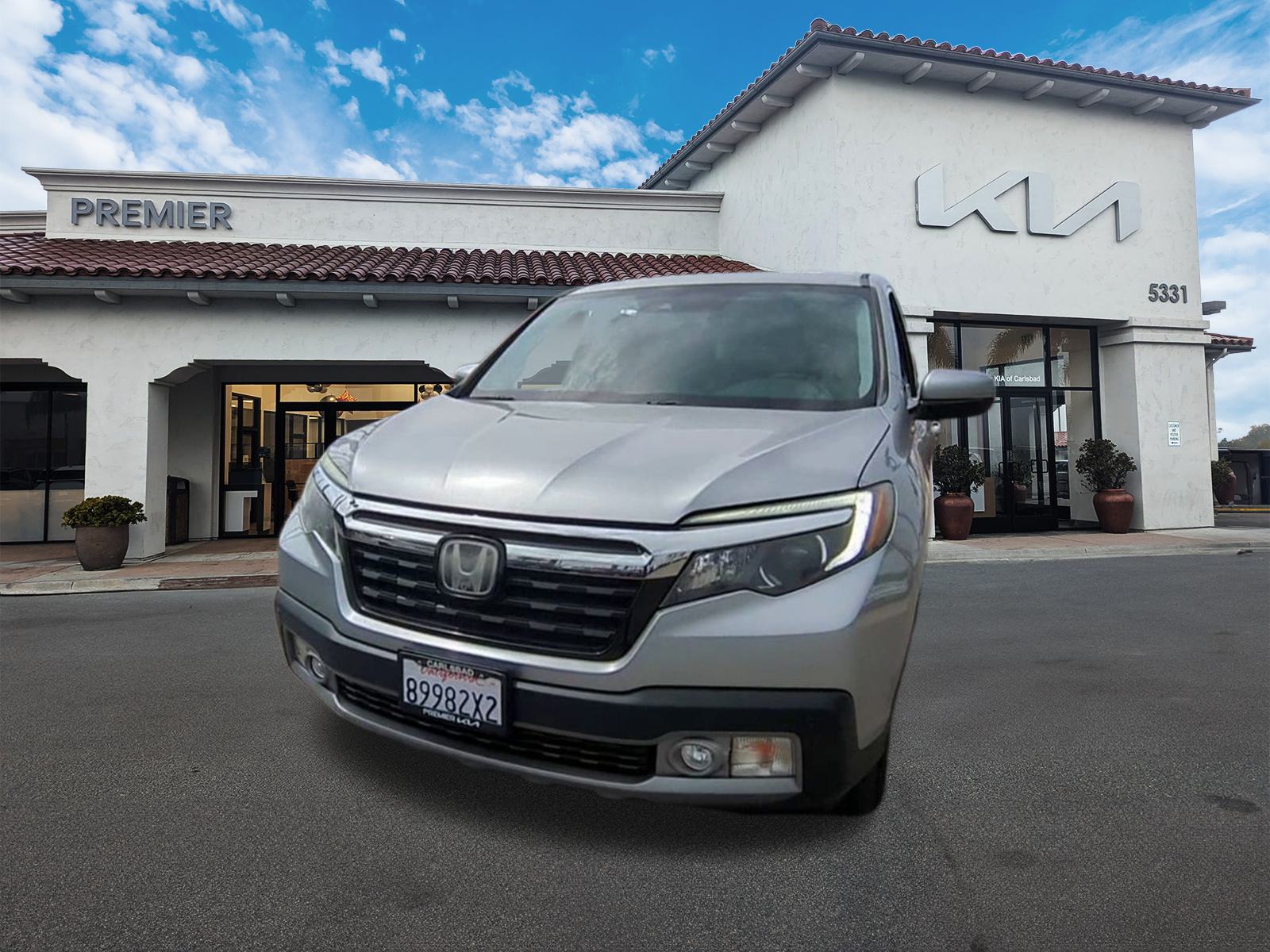 2020 Honda Ridgeline RTL-E photo 2