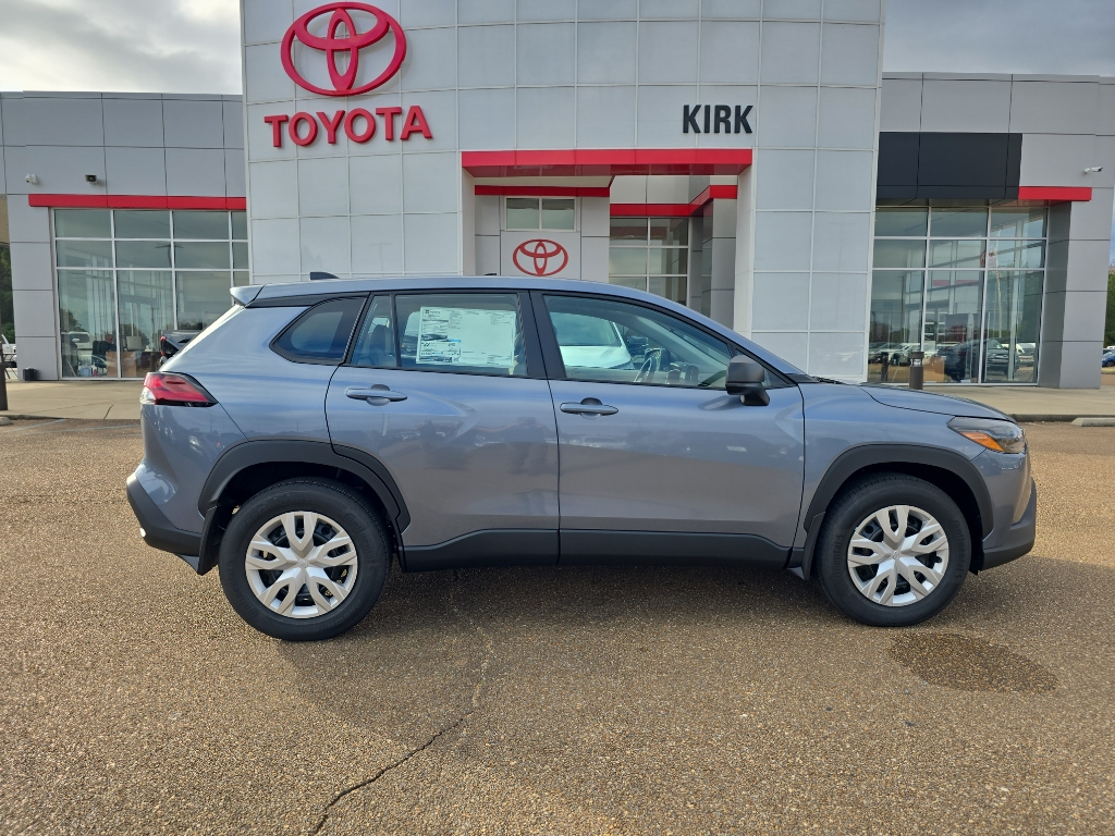 2026 Toyota Corolla Cross L's photo