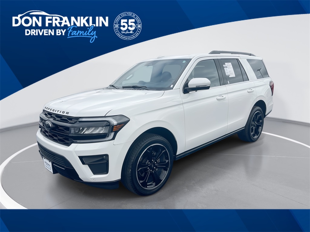 2024 Ford Expedition Limited's photo