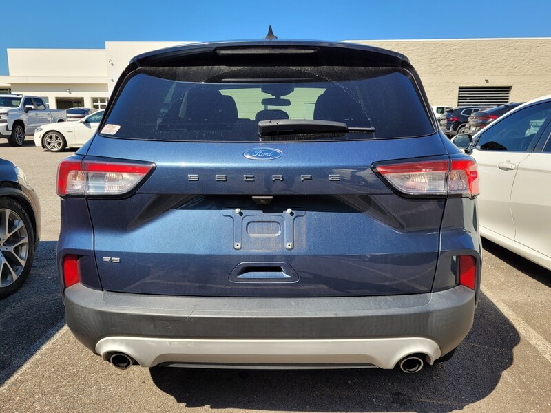 2020 Ford Escape SE photo 4