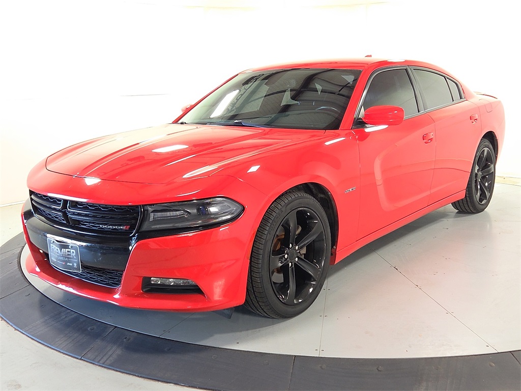 2018 Dodge Charger R/T photo 3