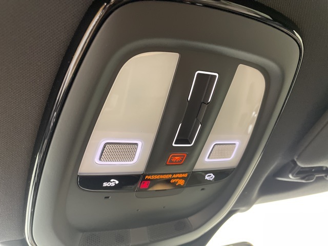 2026 Volvo XC90 B5 AWD Core photo 33