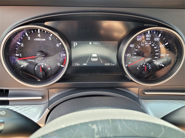 2024 Kia Carnival LX photo 22