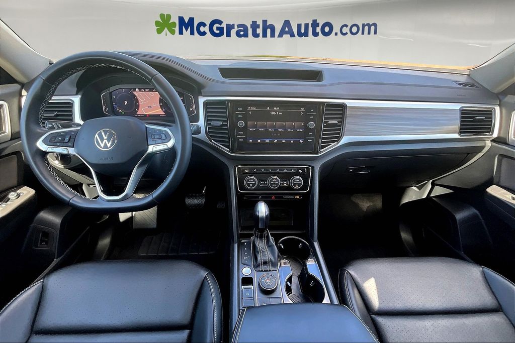 2023 Volkswagen Atlas V6 SEL photo 6