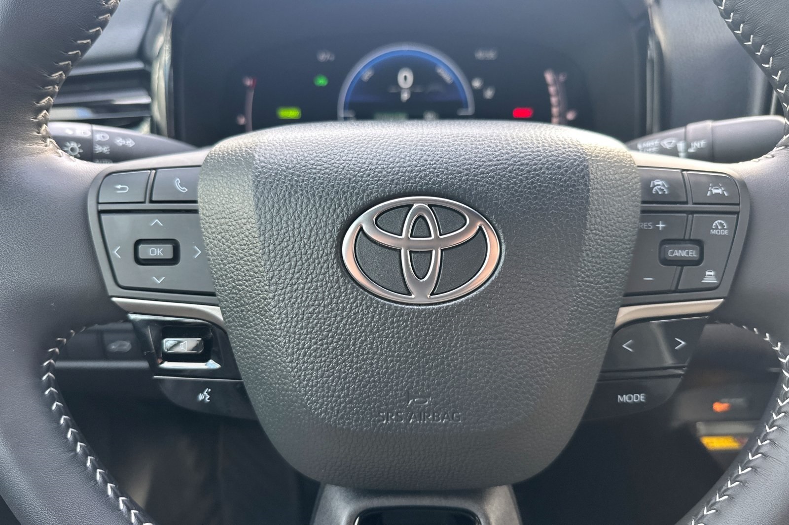 2025 Toyota Camry XSE photo 16