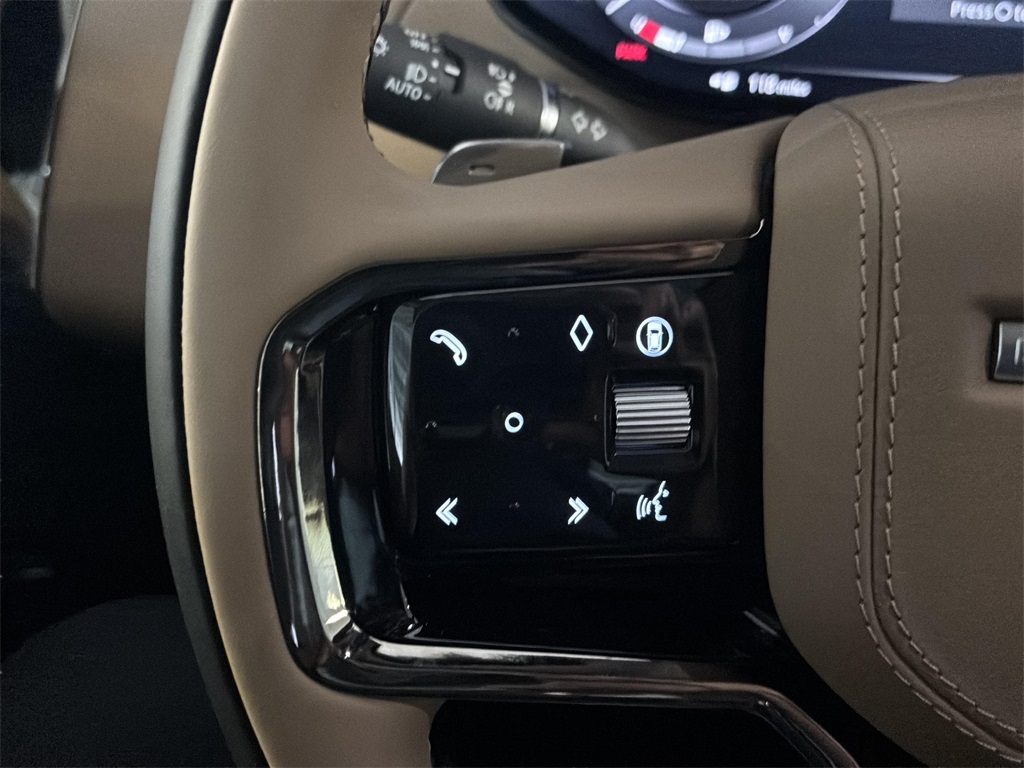 2025 Land Rover Range Rover Sport SE photo 19