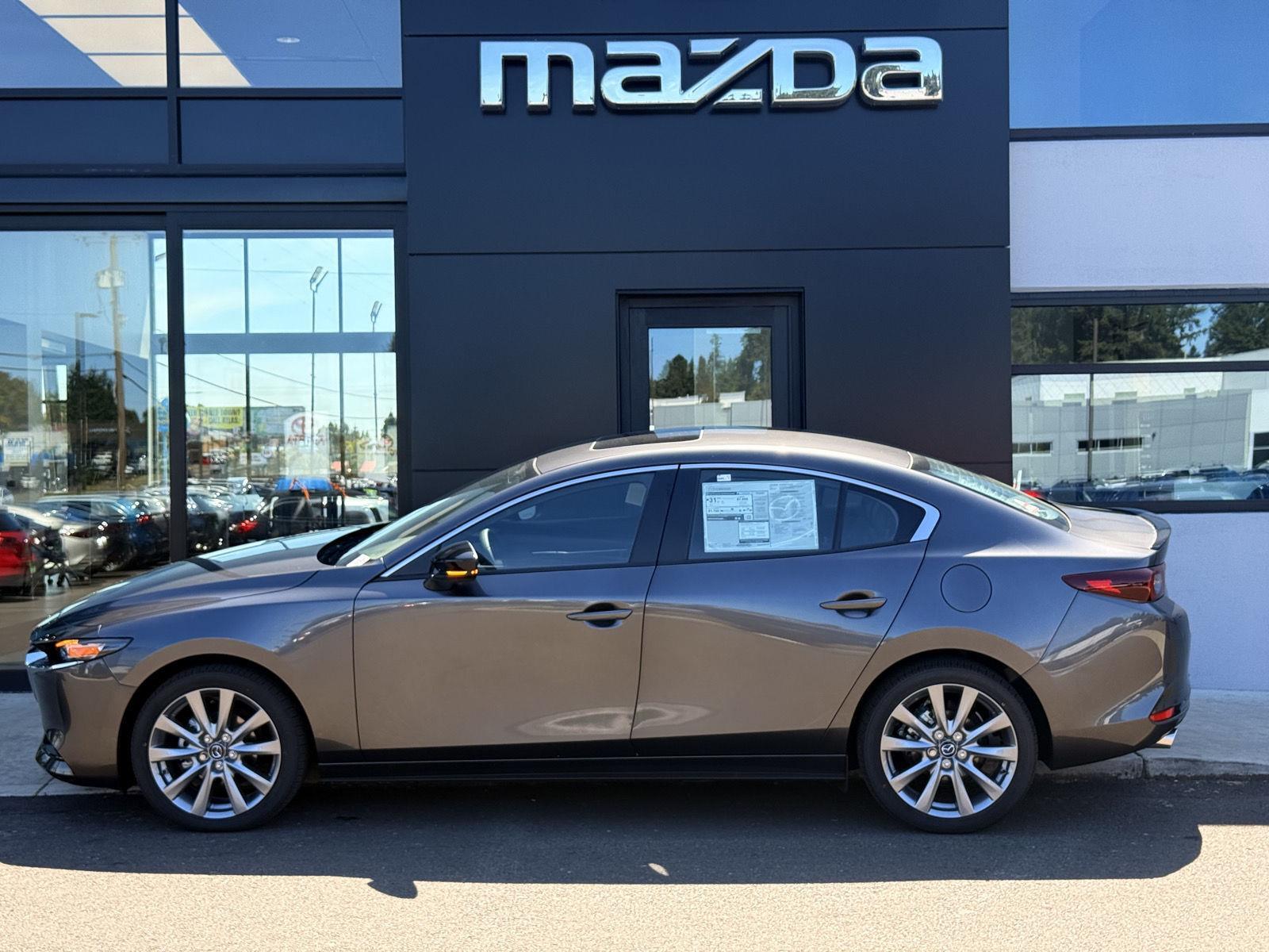 2025 Mazda Mazda3 Sedan 2.5 s Preferred photo 3