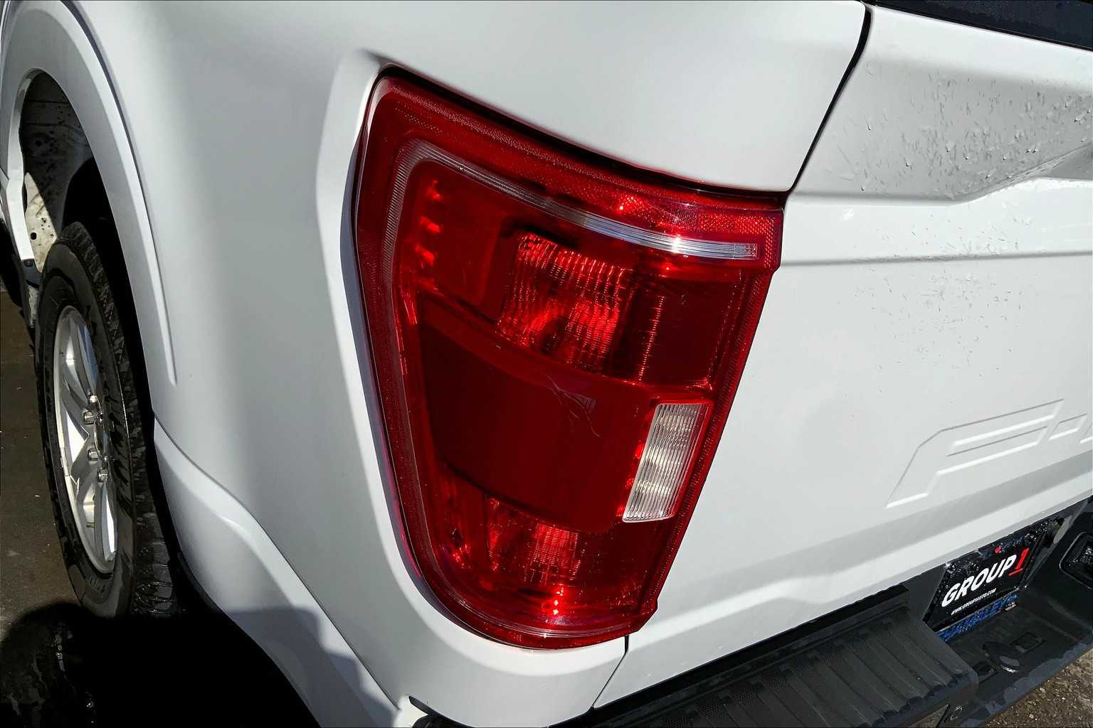 2023 Ford F-150 XLT photo 25