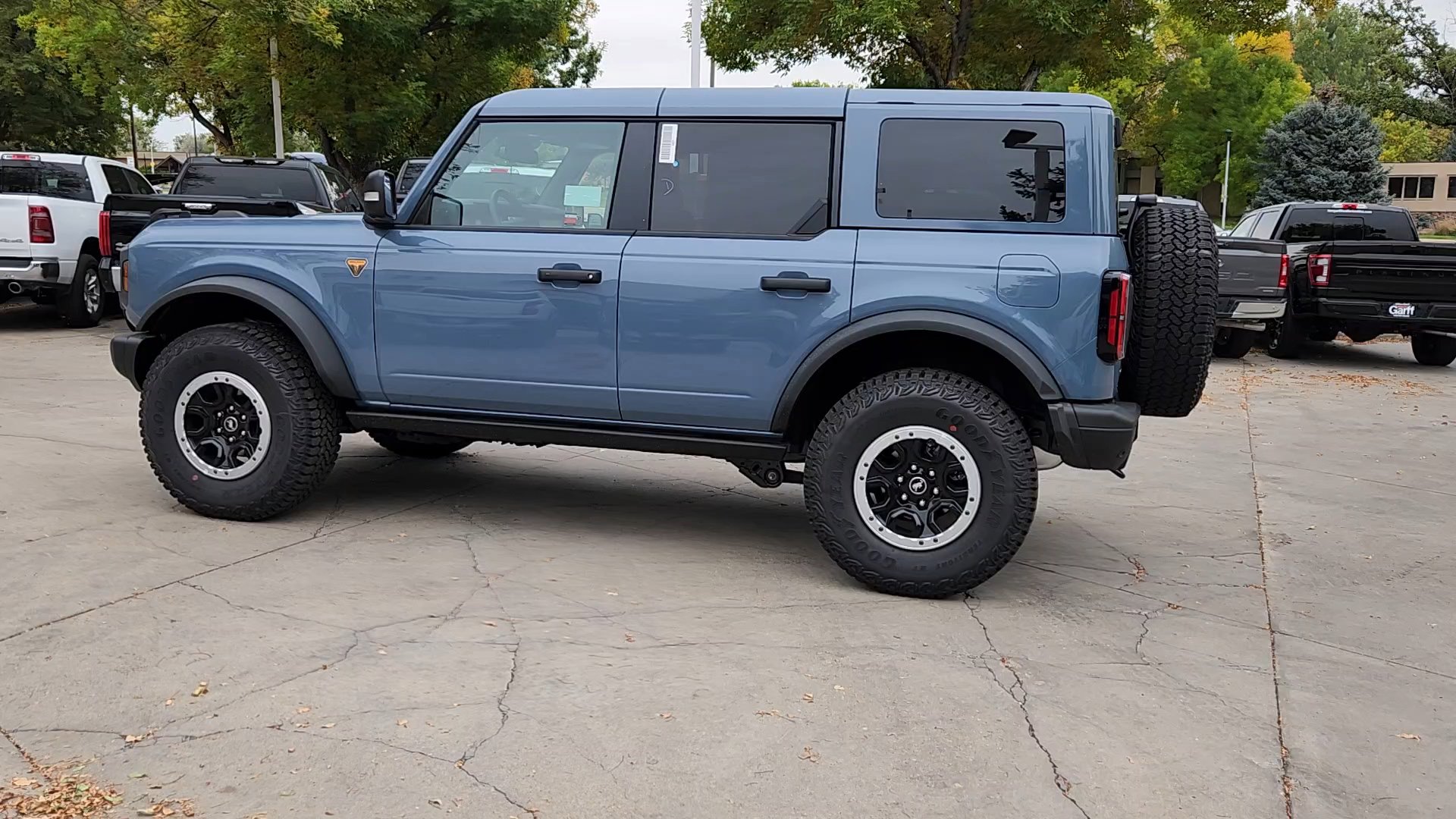 2025 Ford Bronco Badlands photo 4