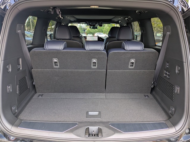 2026 Infiniti QX80 Sensory photo 12