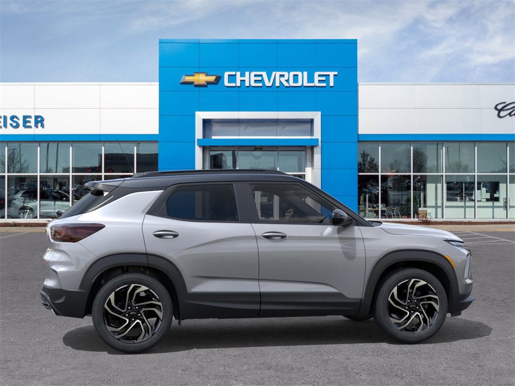 2026 Chevrolet Trailblazer RS photo 2