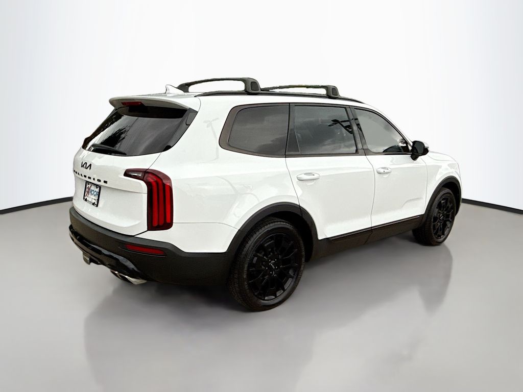 2022 Kia Telluride SX photo 3