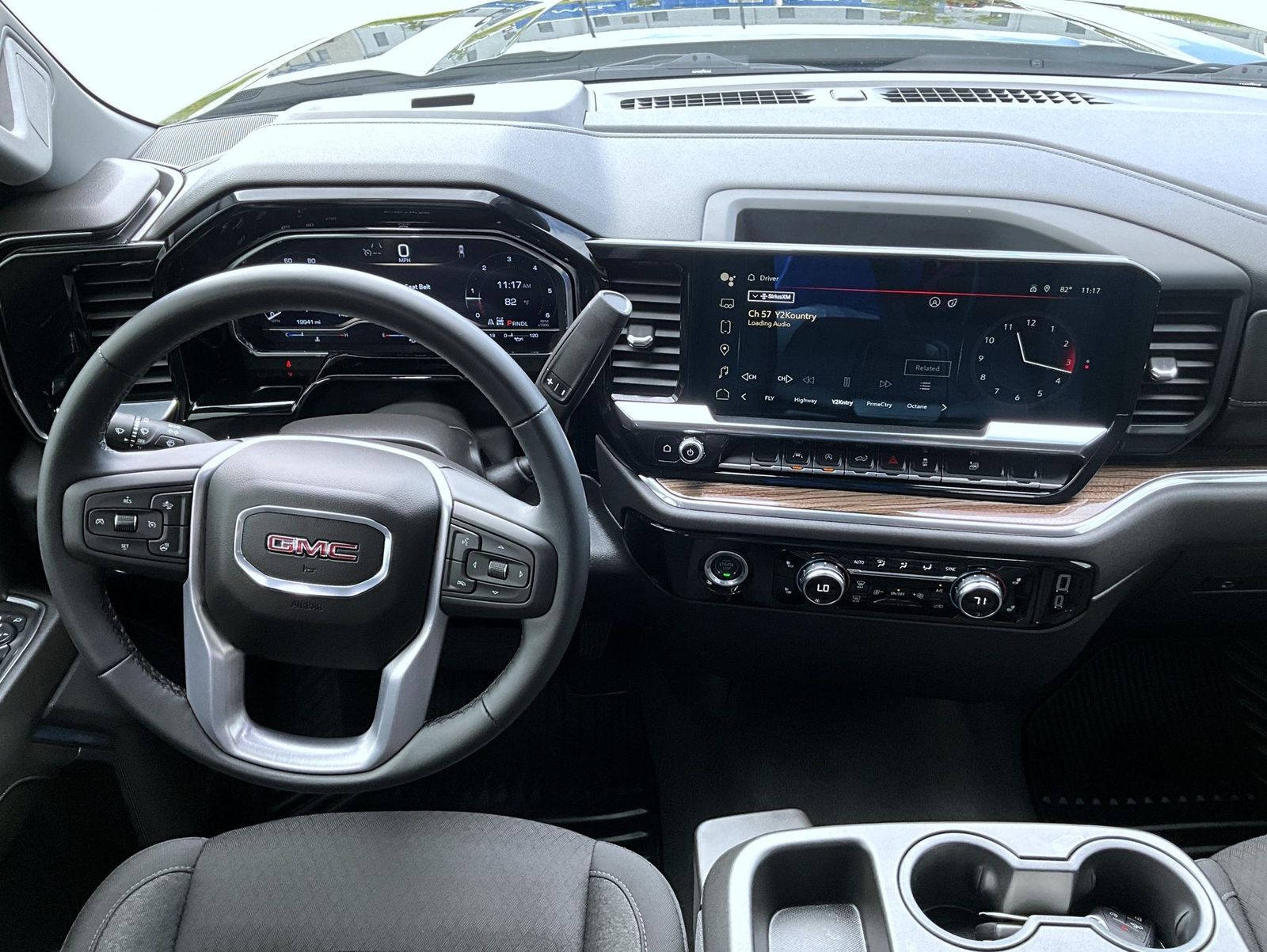 2024 Gmc Sierra 1500 Elevation photo 13