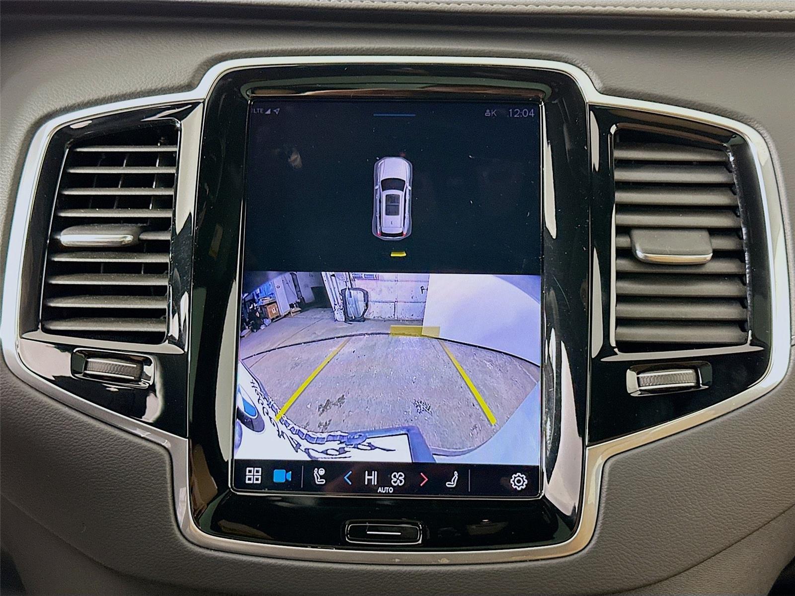 2025 Volvo XC90 photo 14