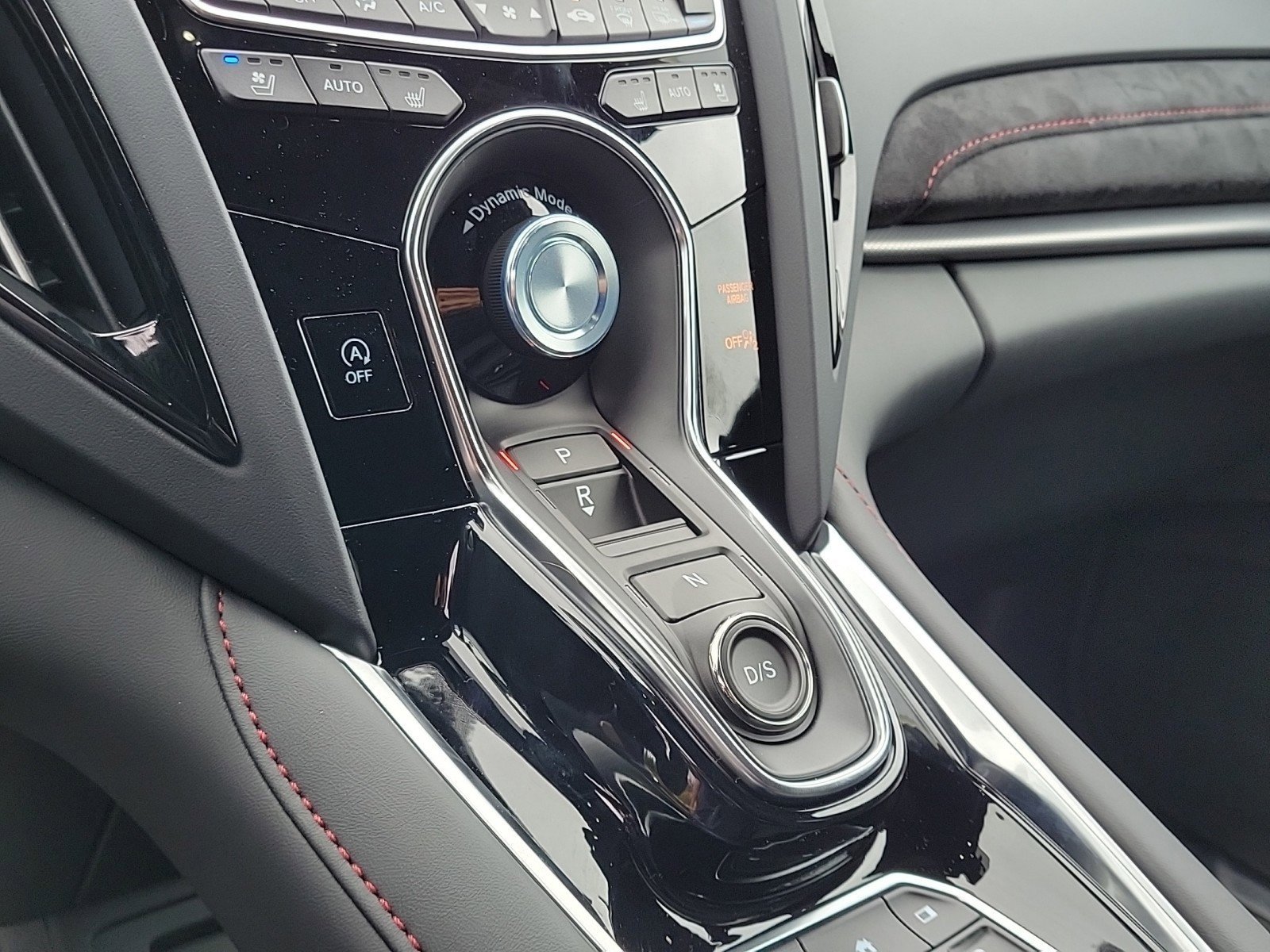 2025 Acura RDX A-Spec Advance photo 16