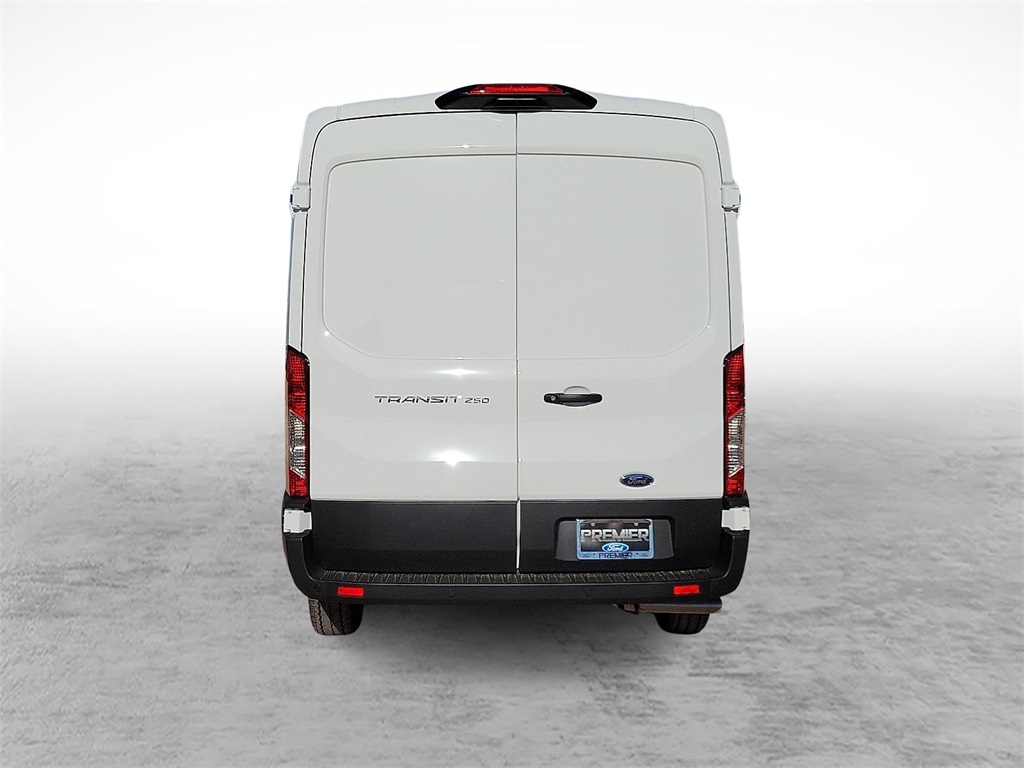 2025 Ford Transit photo 4