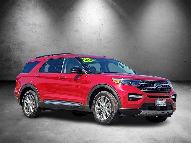 2022 Ford Explorer XLT photo 3