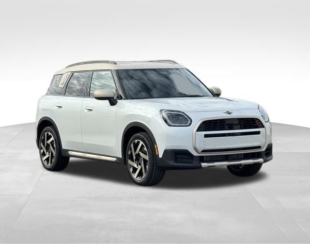 2026 MINI Countryman S's photo