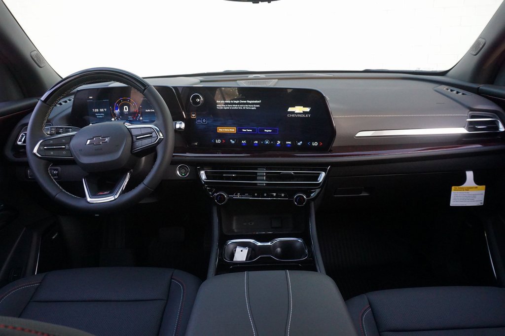 2026 Chevrolet Traverse Z71 photo 14