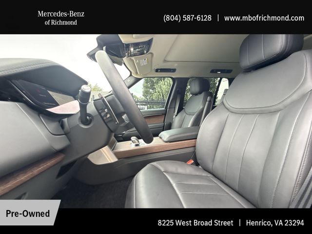 2024 Land Rover Range Rover SE photo 4