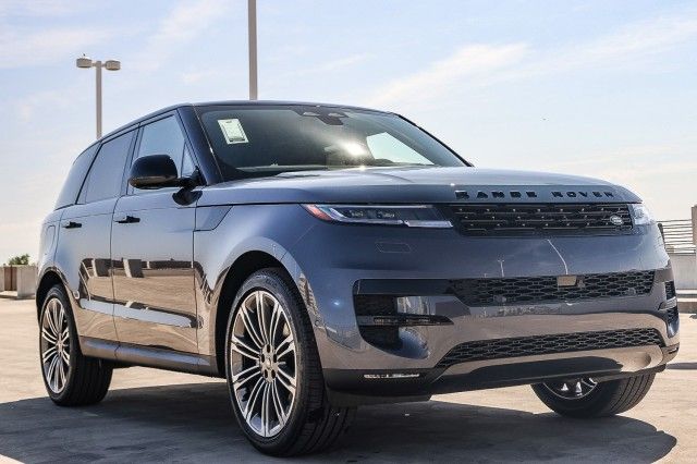 2025 Land Rover Range Rover Sport SE photo 2