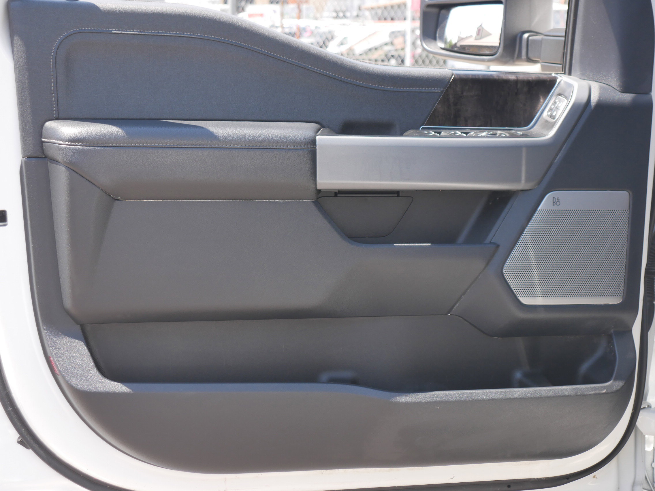 2024 Ford F-350 Lariat photo 33