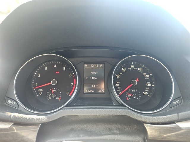2017 Volkswagen Passat SE photo 12