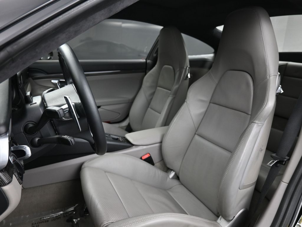 2014 Porsche 911 Turbo S photo 4