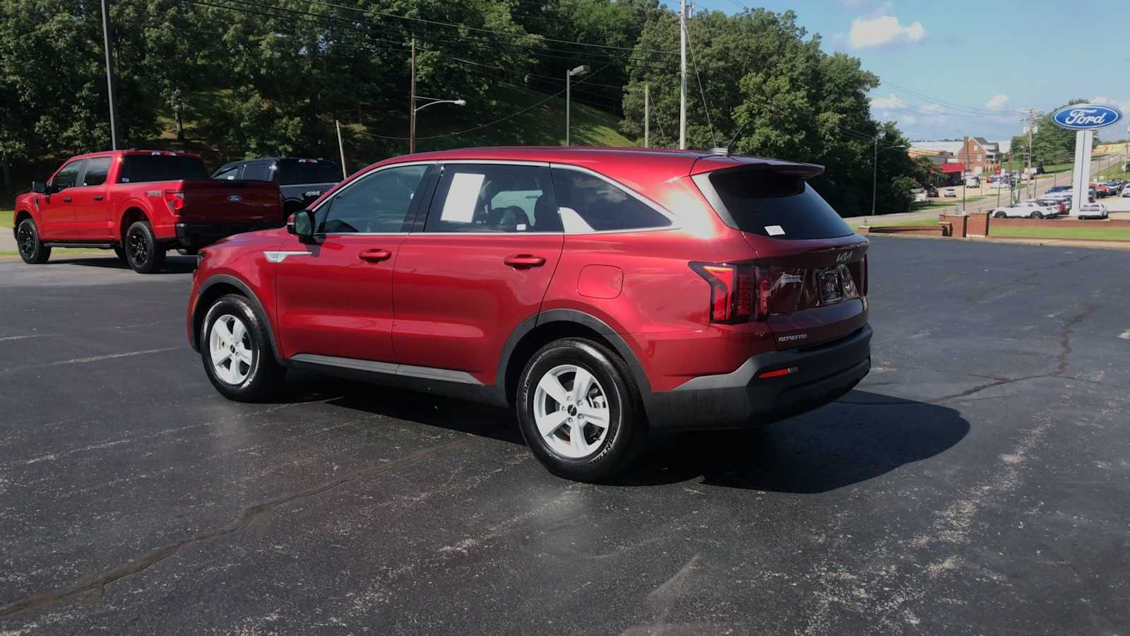 2023 Kia Sorento LX photo 5