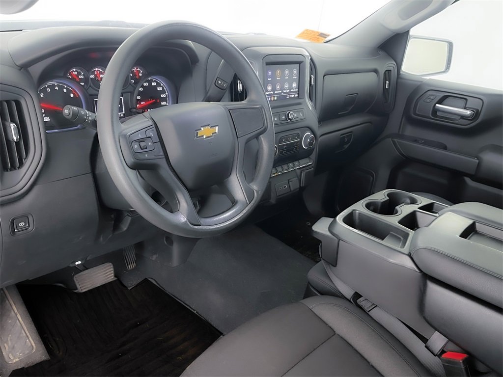 2023 Chevrolet Silverado Custom photo 16