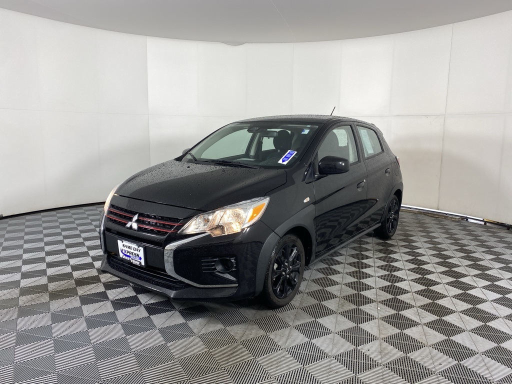 2024 Mitsubishi Mirage Black Edition photo 4
