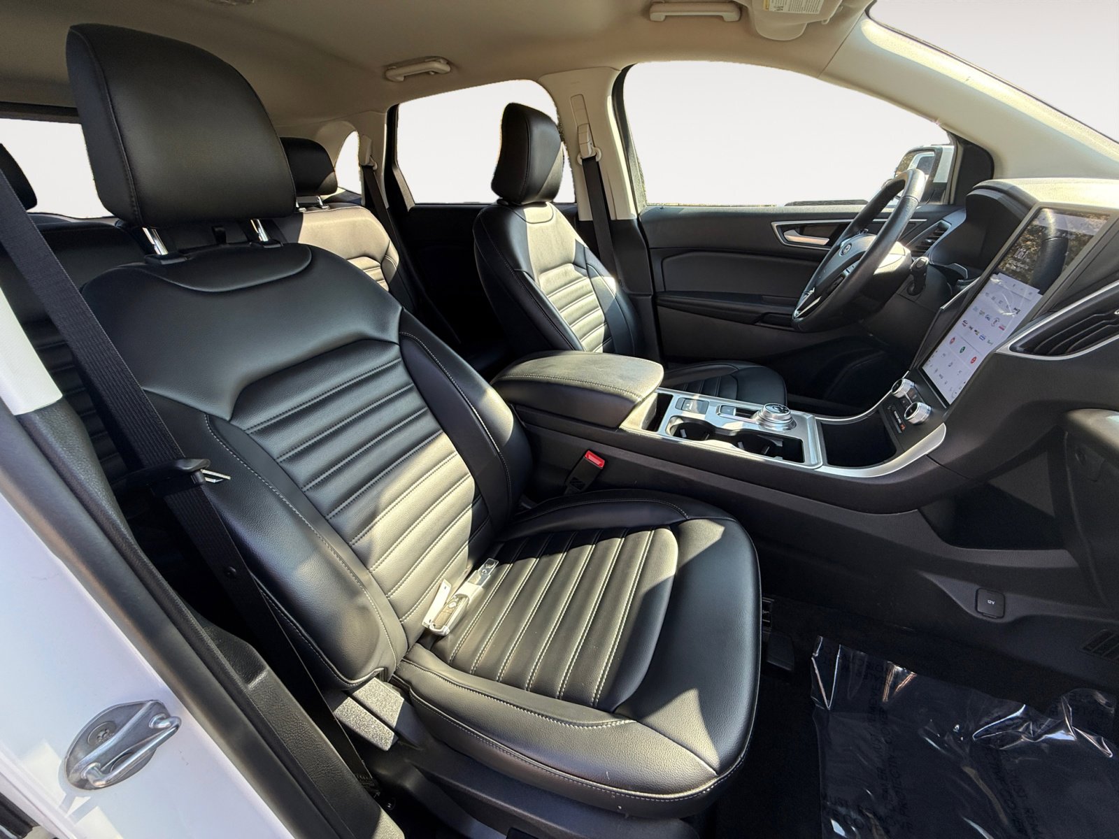 2024 Ford Edge SEL photo 19