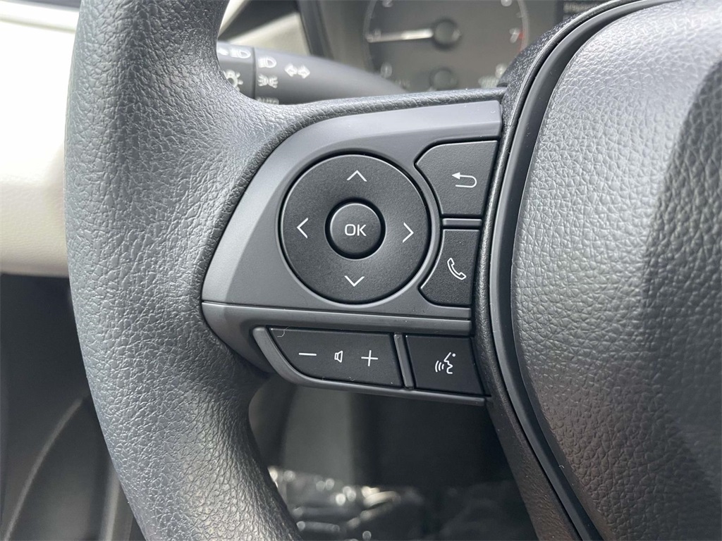 2025 Toyota Corolla LE photo 20