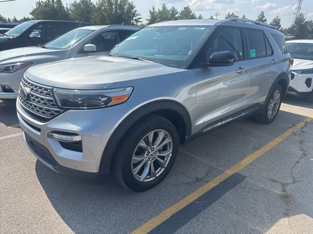 2023 Ford Explorer Limited photo 2