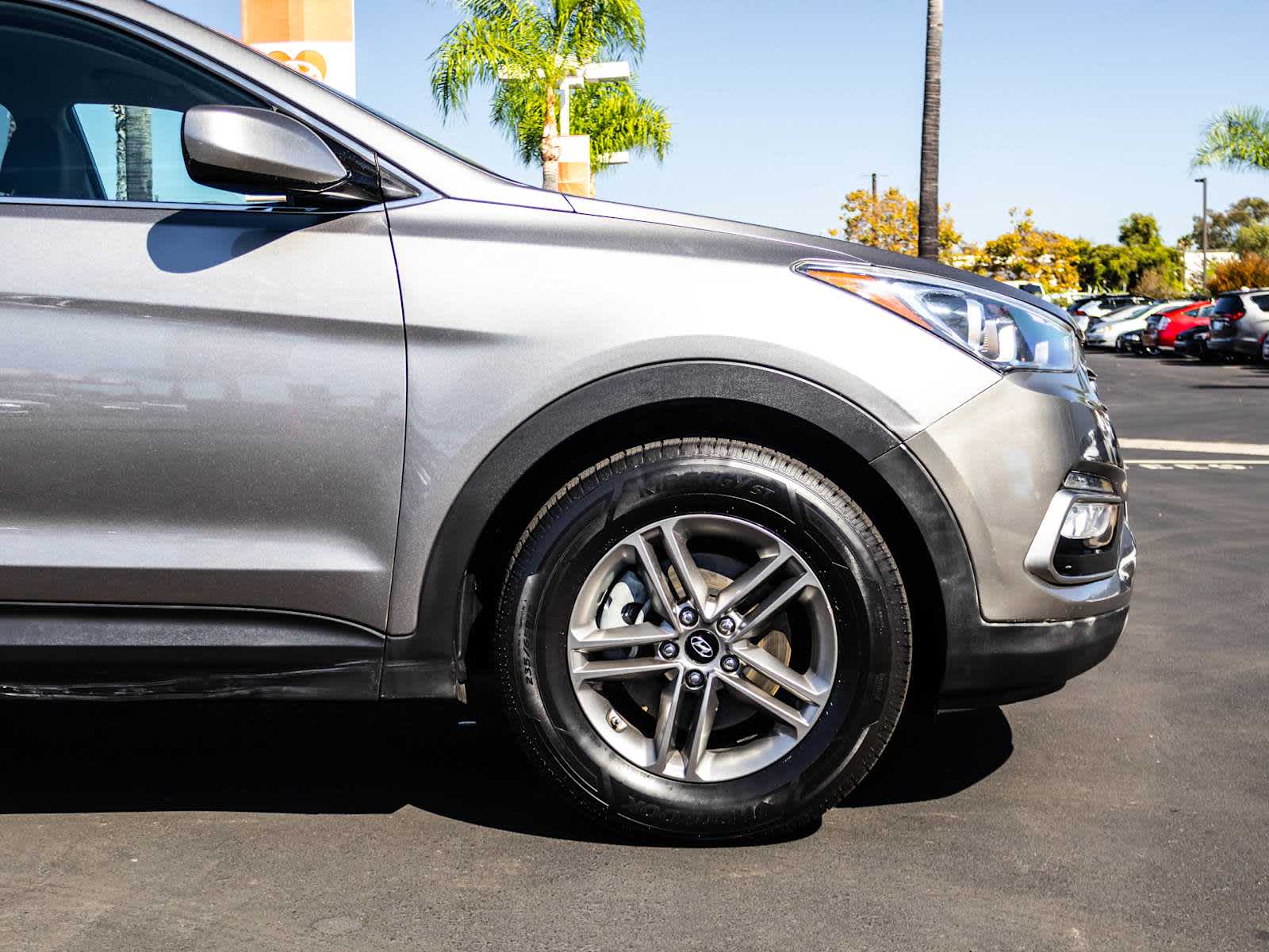 2017 Hyundai Santa Fe Sport photo 2