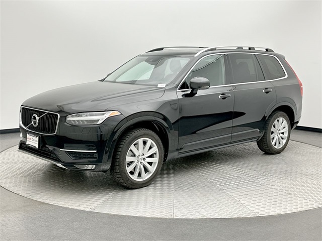 2018 Volvo XC90 Momentum's photo