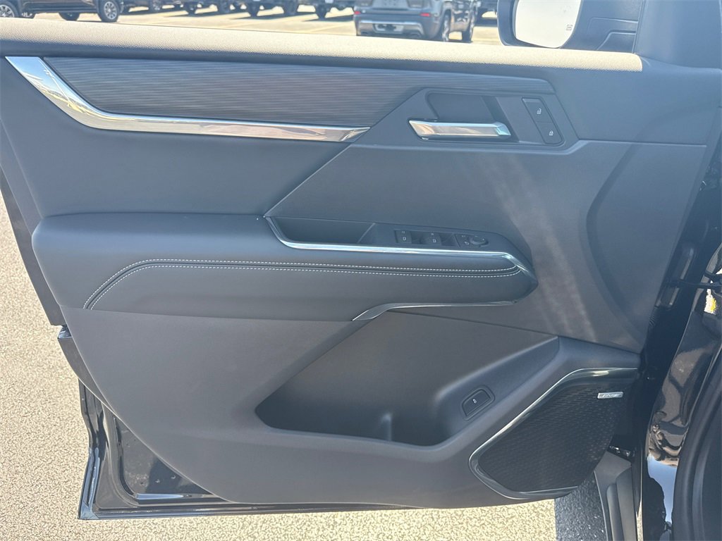 2026 Gmc Acadia Elevation Black Edition photo 13