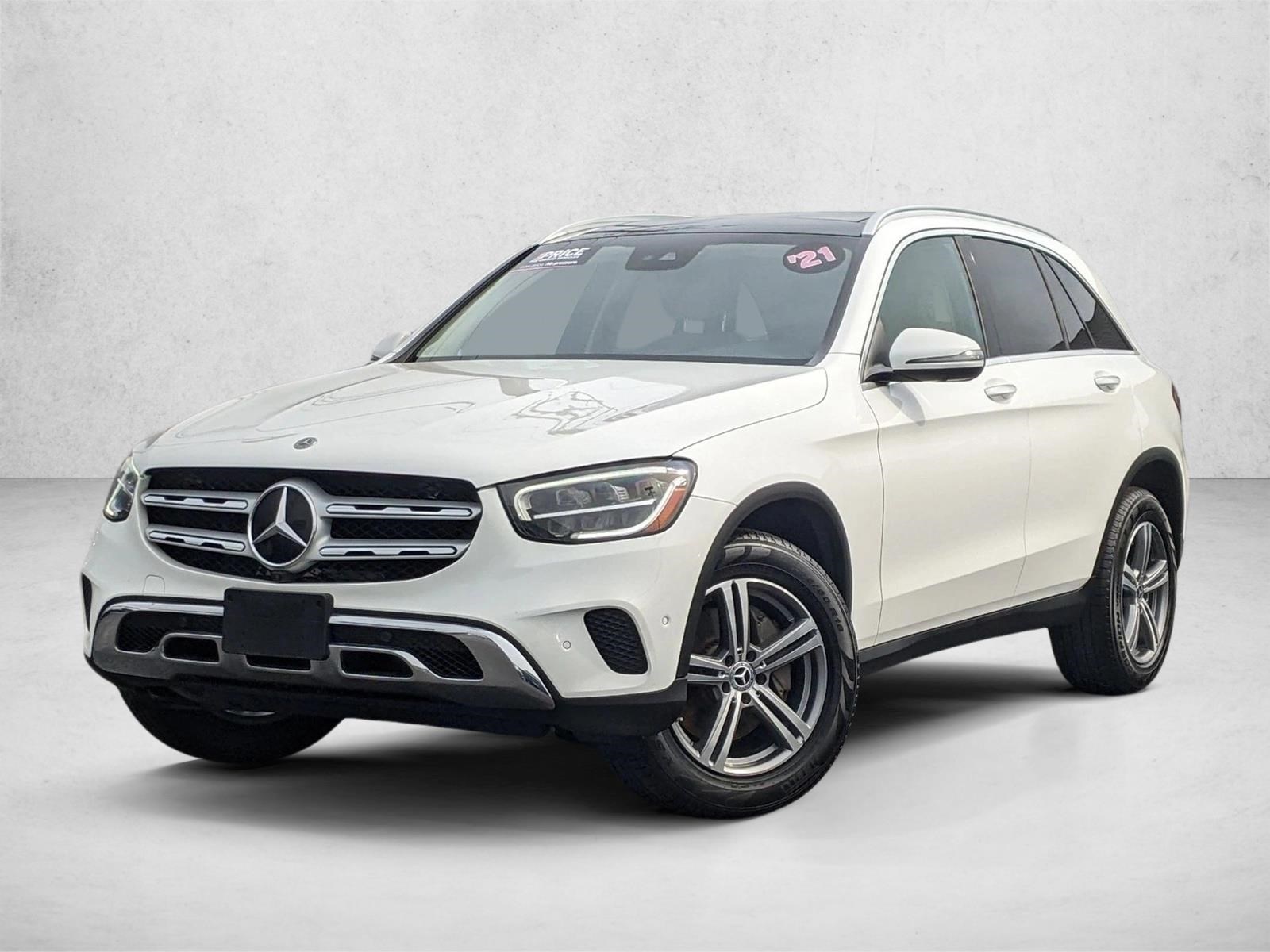 2021 Mercedes-Benz GLC GLC300's photo