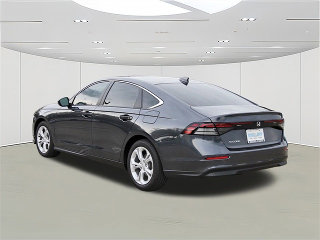 2025 Honda Accord LX photo 3