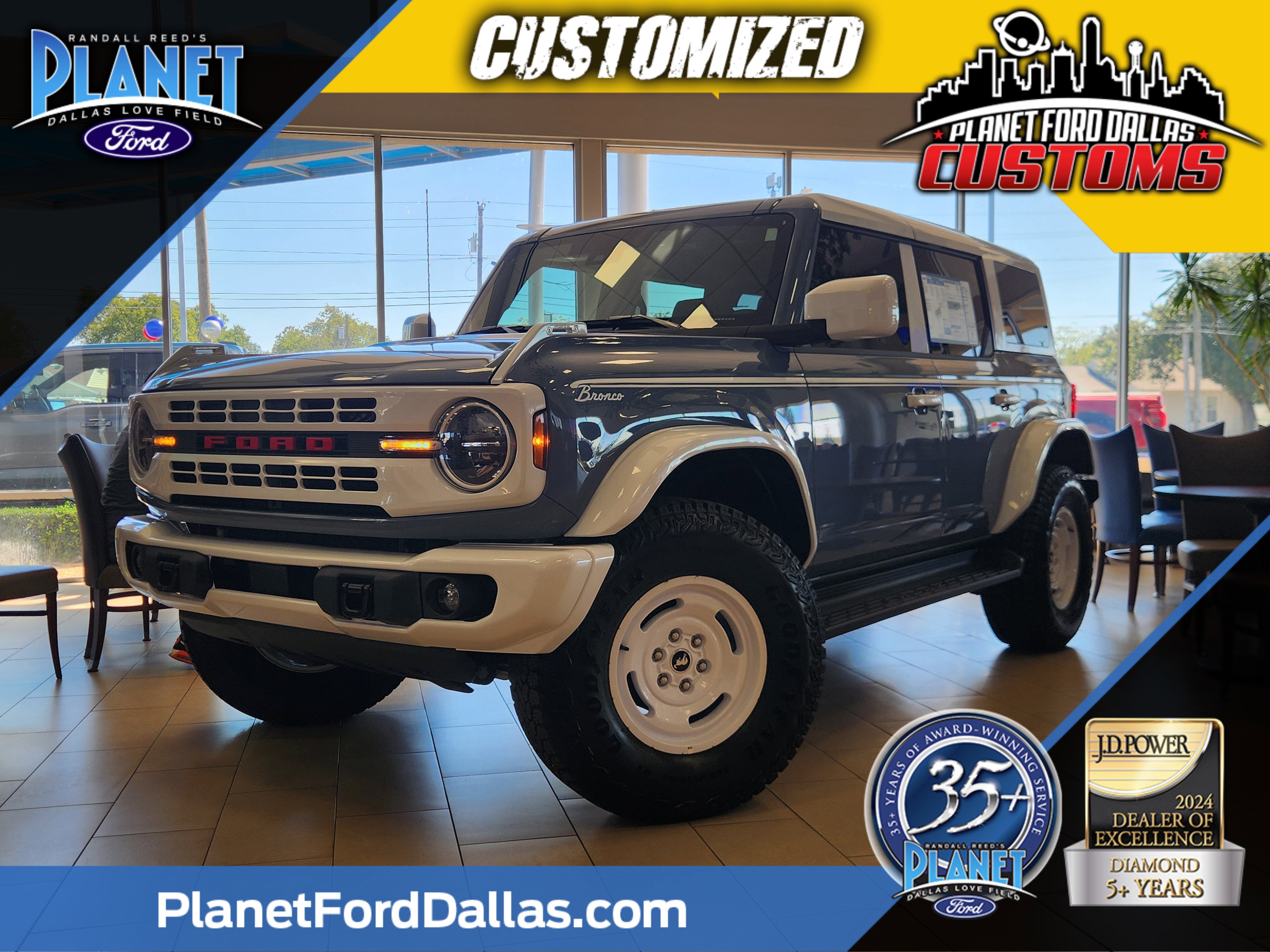 2025 Ford Bronco 4-Door Heritage Editon's photo