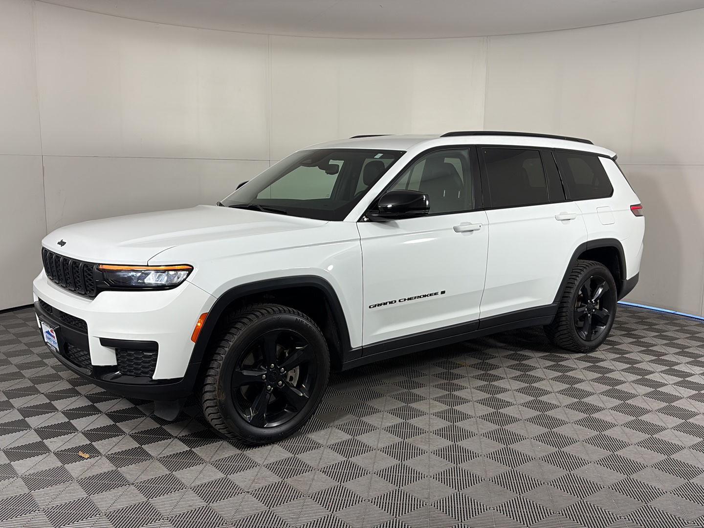 2023 Jeep Grand Cherokee L Altitude's photo