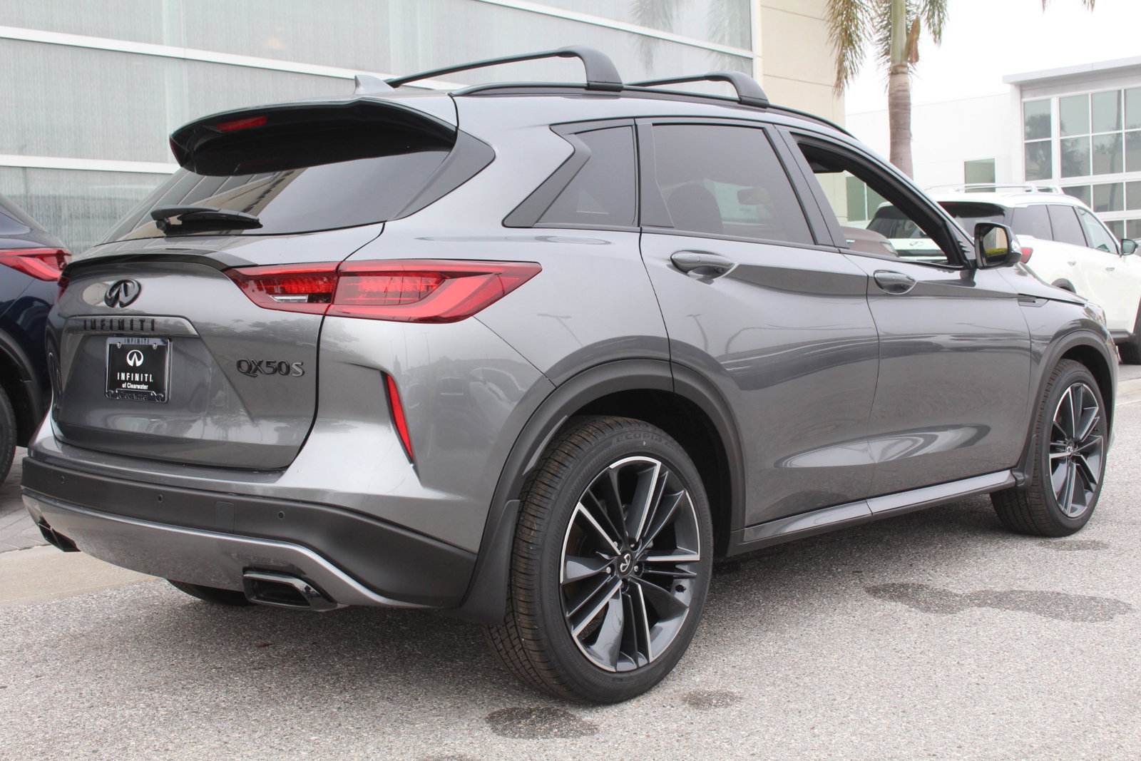 2025 Infiniti QX50 SPORT photo 6