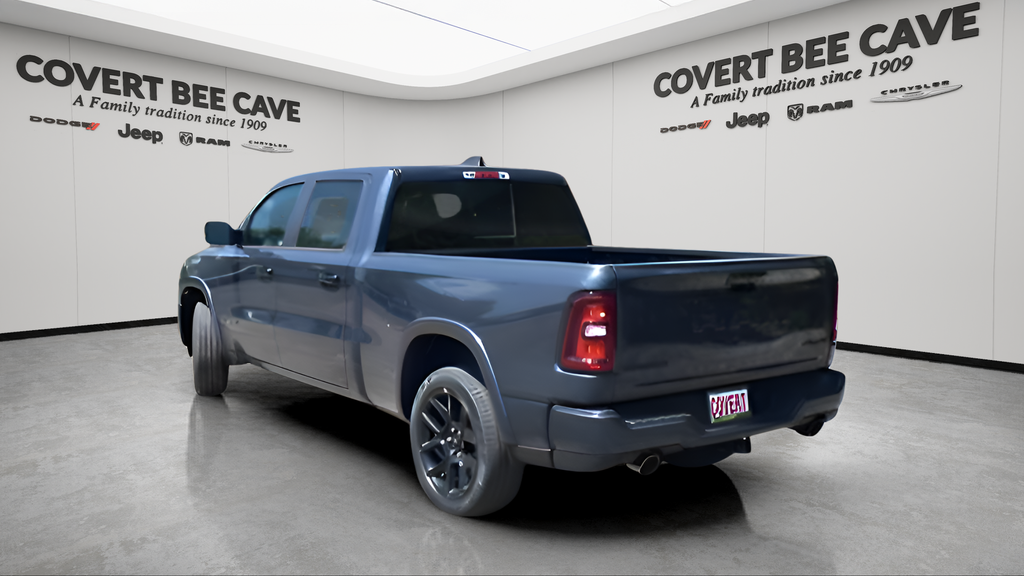 2025 Ram 1500 Laramie photo 3