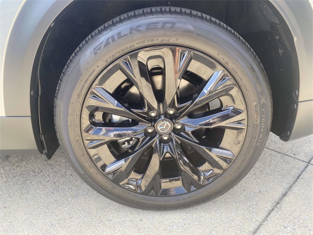 2025 Mazda CX-90 Premium S photo 4