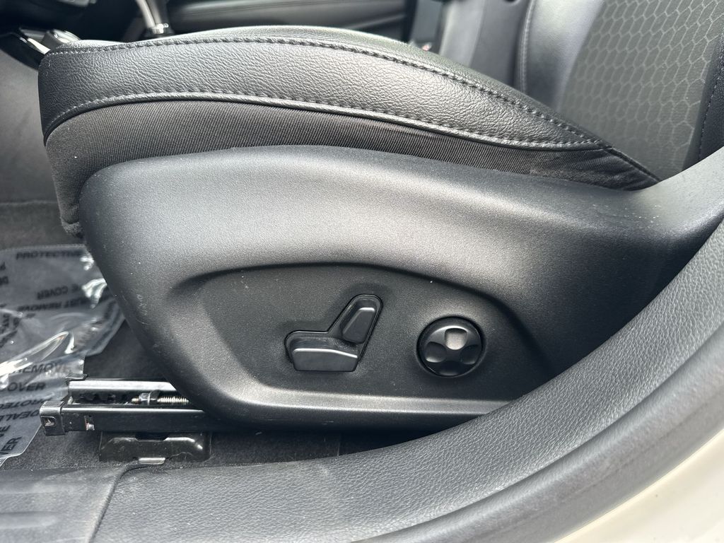 2020 Jeep Compass Altitude photo 10