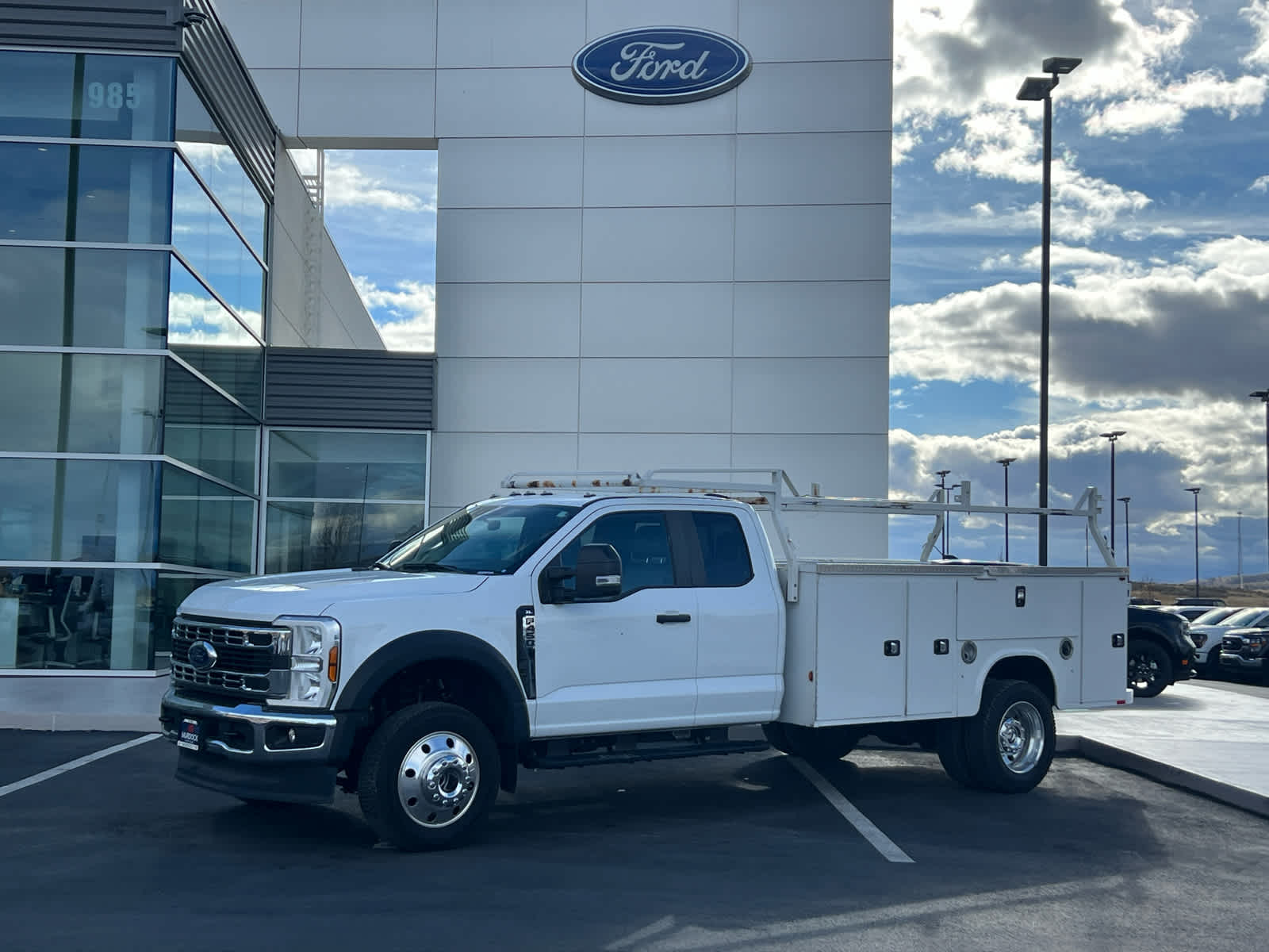 2024 Ford F-450 Super Duty Chassis Cab XL's photo