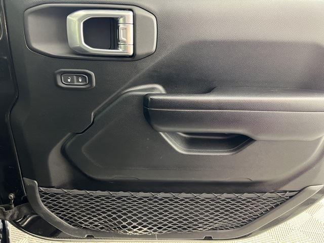 2020 Jeep Wrangler Unlimited Sport Altitude photo 25